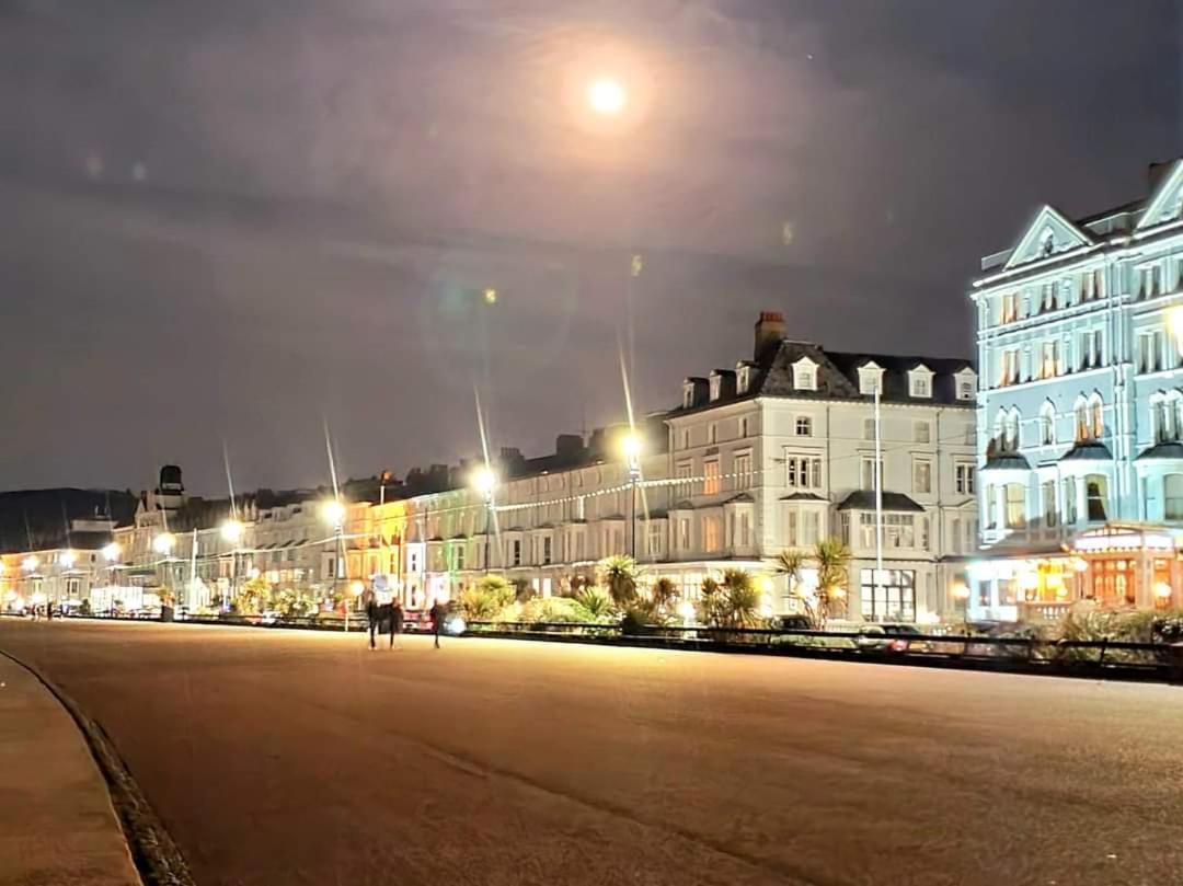 Iris Hotel Llandudno Ngoại thất bức ảnh